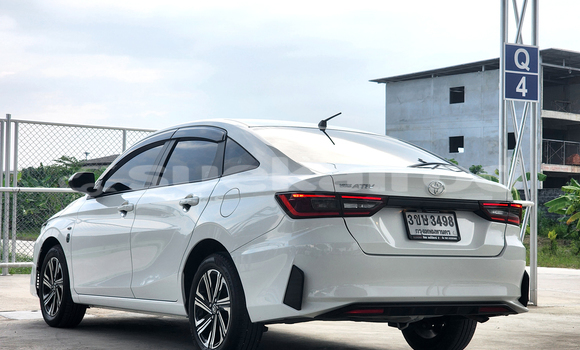 Buy Used Toyota Yaris Ativ White Car in Bangkok in Bangkok Buy Used Toyota Yaris Ativ White Car in Bangkok in Bangkok