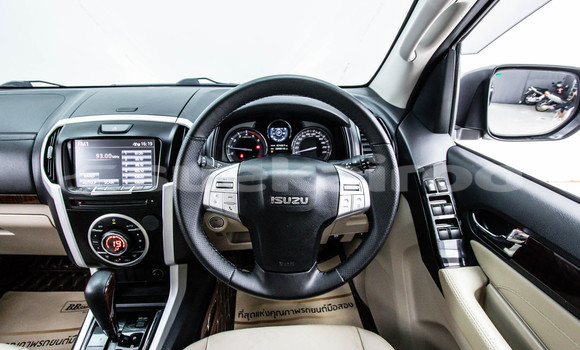 Buy Used Isuzu MU-X Brown Car in Bangkok in Bangkok Buy Used Isuzu MU-X Brown Car in Bangkok in Bangkok