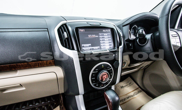 Buy Used Isuzu MU-X Brown Car in Bangkok in Bangkok Buy Used Isuzu MU-X Brown Car in Bangkok in Bangkok