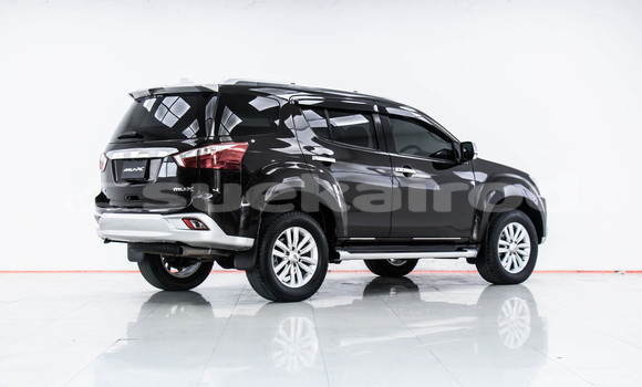 Buy Used Isuzu MU-X Brown Car in Bangkok in Bangkok Buy Used Isuzu MU-X Brown Car in Bangkok in Bangkok