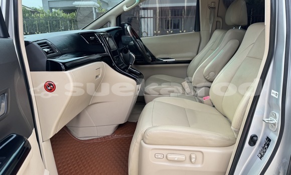 Buy Used Toyota Vellfire Silver Car in Nonthaburi in Nonthaburi Buy Used Toyota Vellfire Silver Car in Nonthaburi in Nonthaburi