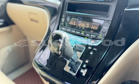 Buy Used Toyota Vellfire Silver Car in Nonthaburi in Nonthaburi Buy Used Toyota Vellfire Silver Car in Nonthaburi in Nonthaburi