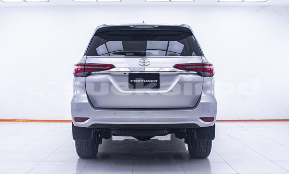 ซื้อ รถมือสอง Toyota Fortuner อื่น ๆ รถยนต์ ใน %{เมือง} ใน กรุงเทพมหานคร ซื้อ รถมือสอง Toyota Fortuner อื่น ๆ รถยนต์ ใน %{เมือง} ใน กรุงเทพมหานคร