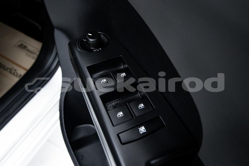 Big with watermark chevrolet sonic bangkok bangkok 75611