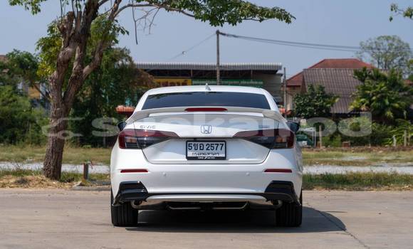 Buy Used Honda Civic White Car in Nonthaburi in Nonthaburi Buy Used Honda Civic White Car in Nonthaburi in Nonthaburi