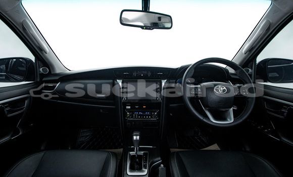 ซื้อ รถมือสอง Toyota Fortuner สีดำ รถยนต์ ใน %{เมือง} ใน กรุงเทพมหานคร ซื้อ รถมือสอง Toyota Fortuner สีดำ รถยนต์ ใน %{เมือง} ใน กรุงเทพมหานคร