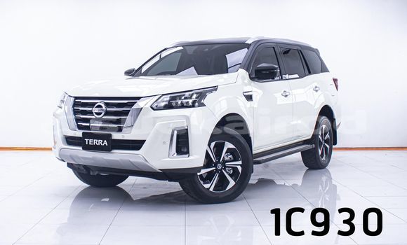 ซื้อ รถมือสอง Nissan Terrano ขาว รถยนต์ ใน %{เมือง} ใน กรุงเทพมหานคร