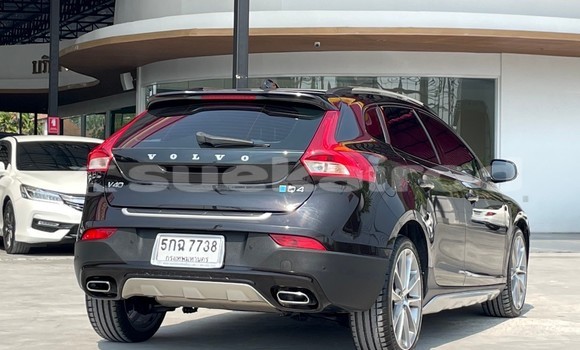 Buy Used Volvo V40 Black Car in Nonthaburi in Nonthaburi Buy Used Volvo V40 Black Car in Nonthaburi in Nonthaburi