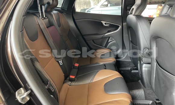 Buy Used Volvo V40 Black Car in Nonthaburi in Nonthaburi Buy Used Volvo V40 Black Car in Nonthaburi in Nonthaburi