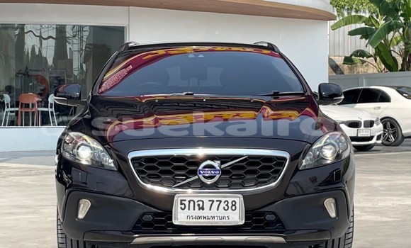 Buy Used Volvo V40 Cross Country Black Car in Nonthaburi in Nonthaburi Buy Used Volvo V40 Cross Country Black Car in Nonthaburi in Nonthaburi