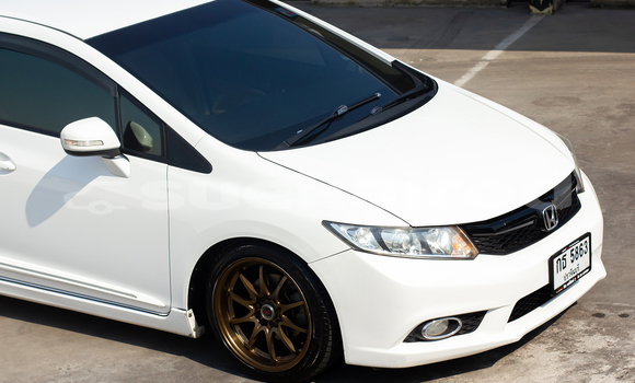 ซื้อ รถมือสอง Honda Civic ขาว รถยนต์ ใน %{เมือง} ใน นนทบุรี ซื้อ รถมือสอง Honda Civic ขาว รถยนต์ ใน %{เมือง} ใน นนทบุรี