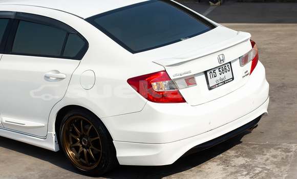 ซื้อ รถมือสอง Honda Civic ขาว รถยนต์ ใน %{เมือง} ใน นนทบุรี ซื้อ รถมือสอง Honda Civic ขาว รถยนต์ ใน %{เมือง} ใน นนทบุรี