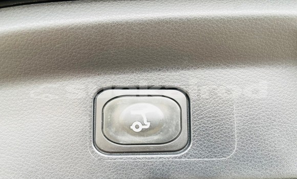 Buy Used Ford Everest Black Car in Nonthaburi in Nonthaburi Buy Used Ford Everest Black Car in Nonthaburi in Nonthaburi