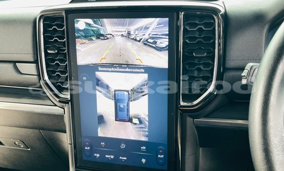 Buy Used Ford Everest Black Car in Nonthaburi in Nonthaburi Buy Used Ford Everest Black Car in Nonthaburi in Nonthaburi