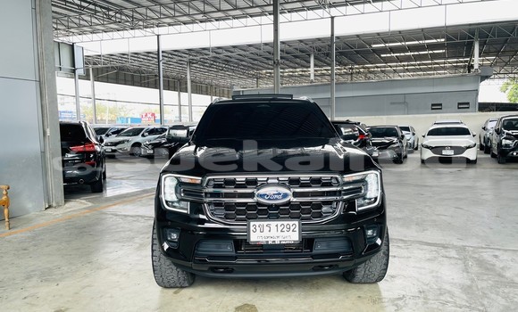 Buy Used Ford Everest Black Car in Nonthaburi in Nonthaburi Buy Used Ford Everest Black Car in Nonthaburi in Nonthaburi