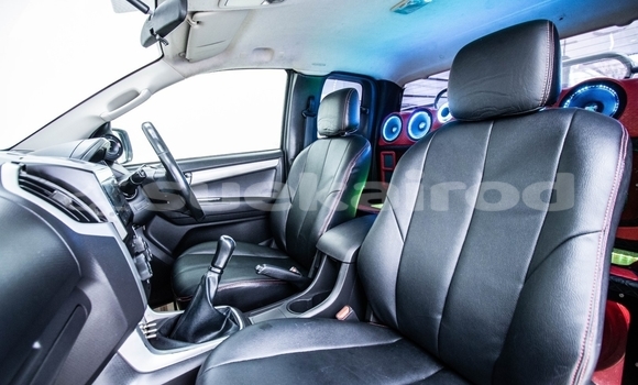 ซื้อ รถมือสอง Isuzu D-Max สีดำ รถยนต์ ใน %{เมือง} ใน นนทบุรี ซื้อ รถมือสอง Isuzu D-Max สีดำ รถยนต์ ใน %{เมือง} ใน นนทบุรี