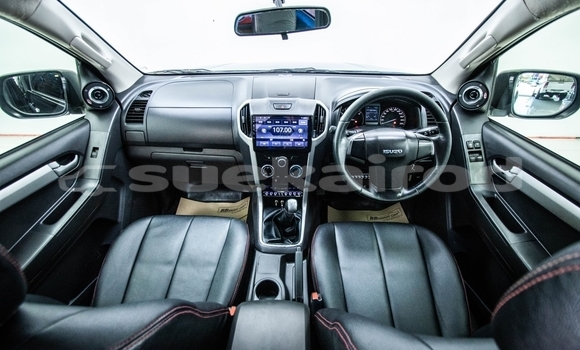 ซื้อ รถมือสอง Isuzu D-Max สีดำ รถยนต์ ใน %{เมือง} ใน นนทบุรี ซื้อ รถมือสอง Isuzu D-Max สีดำ รถยนต์ ใน %{เมือง} ใน นนทบุรี