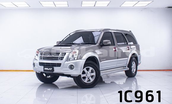 Buy Used Isuzu MU-7 Other Car in Bangkok in Bangkok