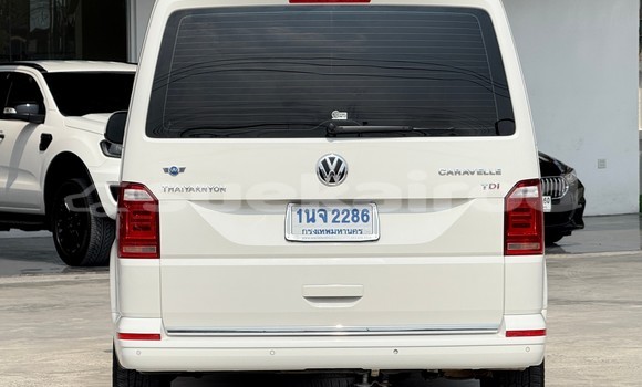 Buy Used Volkswagen Caravelle White Car in Nonthaburi in Nonthaburi Buy Used Volkswagen Caravelle White Car in Nonthaburi in Nonthaburi