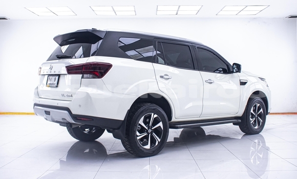 Buy Used Nissan X-Terra White Car in Nonthaburi in Nonthaburi Buy Used Nissan X-Terra White Car in Nonthaburi in Nonthaburi