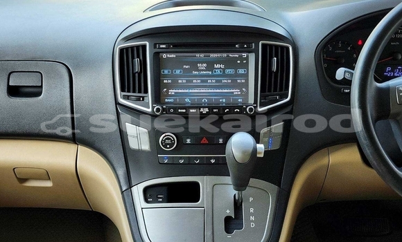 Buy Used Hyundai H1 Black Car in Nonthaburi in Nonthaburi Buy Used Hyundai H1 Black Car in Nonthaburi in Nonthaburi