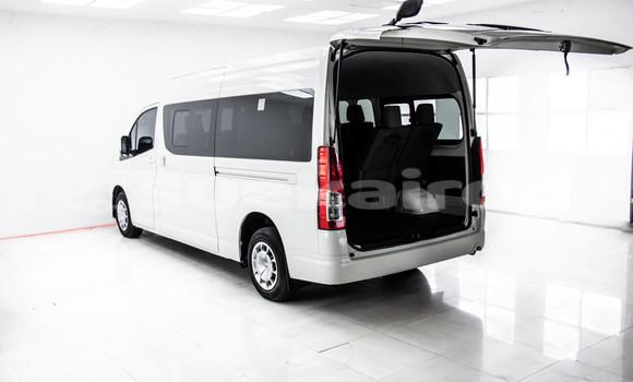 ซื้อ รถมือสอง Toyota Commuter ขาว รถยนต์ ใน %{เมือง} ใน กรุงเทพมหานคร ซื้อ รถมือสอง Toyota Commuter ขาว รถยนต์ ใน %{เมือง} ใน กรุงเทพมหานคร