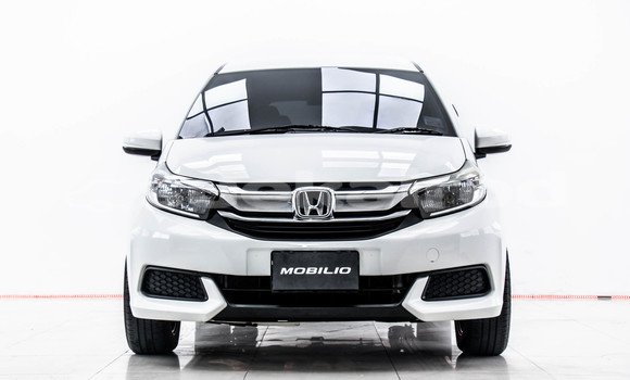 Buy Used Honda Mobilio White Car in Bangkok in Bangkok Buy Used Honda Mobilio White Car in Bangkok in Bangkok