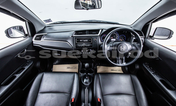 Buy Used Honda Mobilio White Car in Bangkok in Bangkok Buy Used Honda Mobilio White Car in Bangkok in Bangkok