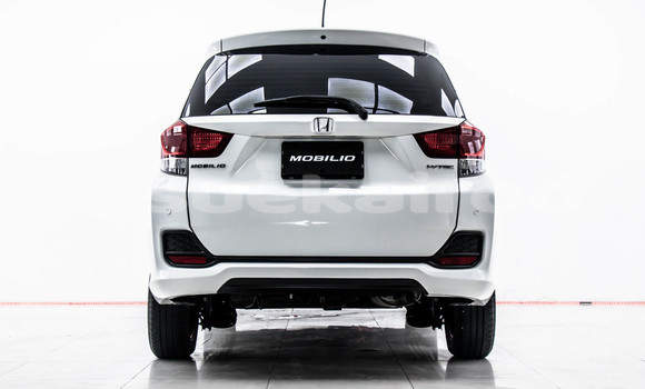 Buy Used Honda Mobilio White Car in Bangkok in Bangkok Buy Used Honda Mobilio White Car in Bangkok in Bangkok