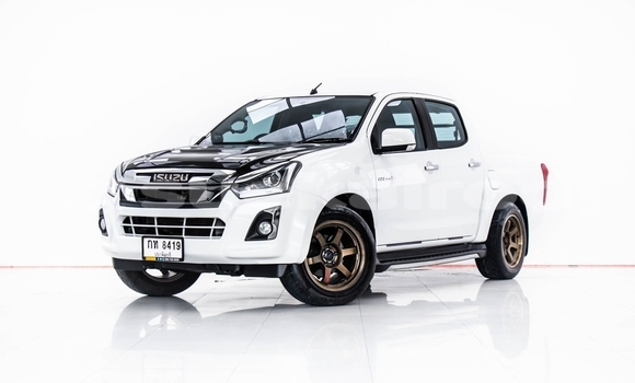 ซื้อ รถมือสอง Isuzu D-Max ขาว รถยนต์ ใน %{เมือง} ใน นนทบุรี