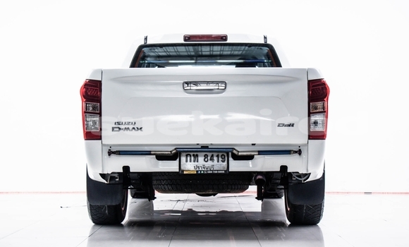 ซื้อ รถมือสอง Isuzu D-Max ขาว รถยนต์ ใน %{เมือง} ใน นนทบุรี ซื้อ รถมือสอง Isuzu D-Max ขาว รถยนต์ ใน %{เมือง} ใน นนทบุรี