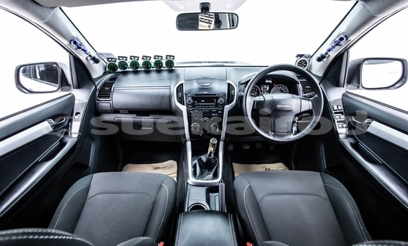 ซื้อ รถมือสอง Isuzu D-Max ขาว รถยนต์ ใน %{เมือง} ใน นนทบุรี ซื้อ รถมือสอง Isuzu D-Max ขาว รถยนต์ ใน %{เมือง} ใน นนทบุรี