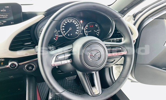 ซื้อ รถมือสอง Mazda 3 ขาว รถยนต์ ใน %{เมือง} ใน นนทบุรี ซื้อ รถมือสอง Mazda 3 ขาว รถยนต์ ใน %{เมือง} ใน นนทบุรี