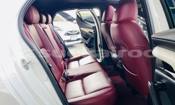 ซื้อ รถมือสอง Mazda 3 ขาว รถยนต์ ใน %{เมือง} ใน นนทบุรี ซื้อ รถมือสอง Mazda 3 ขาว รถยนต์ ใน %{เมือง} ใน นนทบุรี