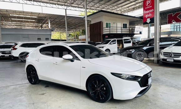 ซื้อ รถมือสอง Mazda 3 ขาว รถยนต์ ใน %{เมือง} ใน นนทบุรี ซื้อ รถมือสอง Mazda 3 ขาว รถยนต์ ใน %{เมือง} ใน นนทบุรี