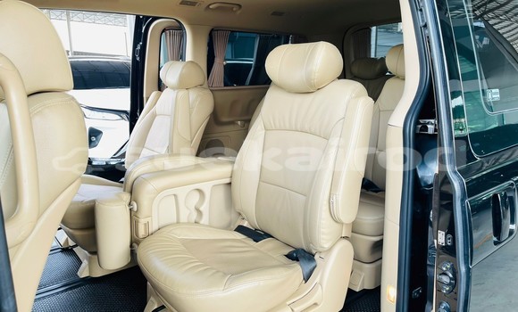 Buy Used Hyundai H1 Black Car in Nonthaburi in Nonthaburi Buy Used Hyundai H1 Black Car in Nonthaburi in Nonthaburi