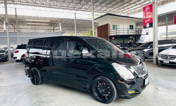 Buy Used Hyundai H1 Black Car in Nonthaburi in Nonthaburi Buy Used Hyundai H1 Black Car in Nonthaburi in Nonthaburi