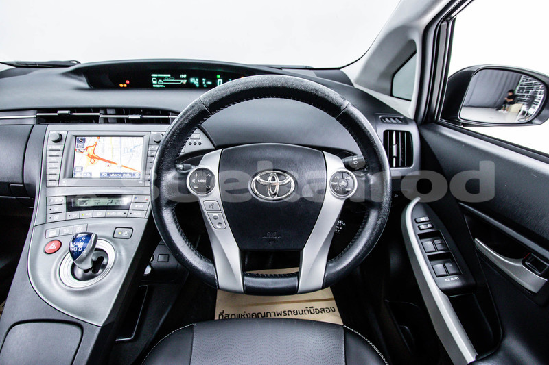 Big with watermark toyota prius bangkok bangkok 75666