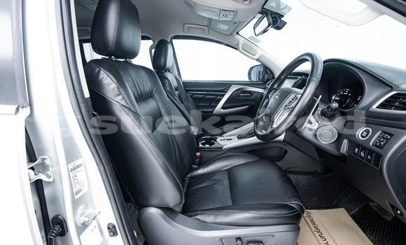 ซื้อ รถมือสอง Mitsubishi Pajero อื่น ๆ รถยนต์ ใน %{เมือง} ใน กรุงเทพมหานคร ซื้อ รถมือสอง Mitsubishi Pajero อื่น ๆ รถยนต์ ใน %{เมือง} ใน กรุงเทพมหานคร