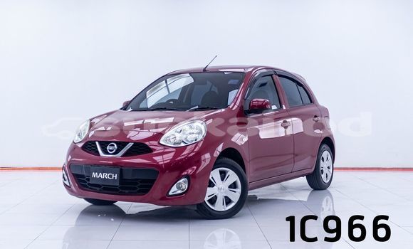 ซื้อ รถมือสอง Nissan March สีแดง รถยนต์ ใน %{เมือง} ใน กรุงเทพมหานคร