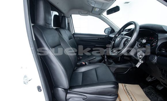 ซื้อ รถมือสอง Toyota Hiluxe Revo ขาว รถยนต์ ใน %{เมือง} ใน กรุงเทพมหานคร ซื้อ รถมือสอง Toyota Hiluxe Revo ขาว รถยนต์ ใน %{เมือง} ใน กรุงเทพมหานคร