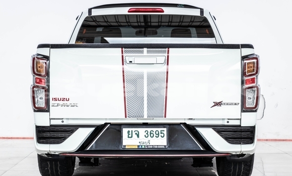 Buy Used Isuzu DâMAX White Car in Nonthaburi in Nonthaburi Buy Used Isuzu DâMAX White Car in Nonthaburi in Nonthaburi