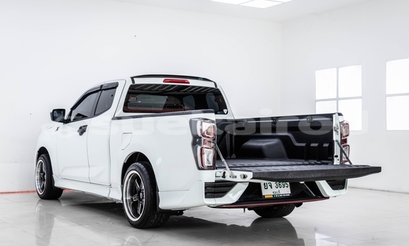 Buy Used Isuzu DâMAX White Car in Nonthaburi in Nonthaburi Buy Used Isuzu DâMAX White Car in Nonthaburi in Nonthaburi