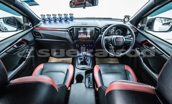 Buy Used Isuzu DâMAX White Car in Nonthaburi in Nonthaburi Buy Used Isuzu DâMAX White Car in Nonthaburi in Nonthaburi