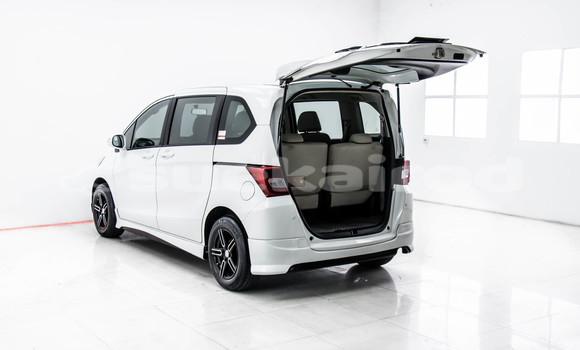 ซื้อ รถมือสอง Honda Freed ขาว รถยนต์ ใน %{เมือง} ใน กรุงเทพมหานคร ซื้อ รถมือสอง Honda Freed ขาว รถยนต์ ใน %{เมือง} ใน กรุงเทพมหานคร
