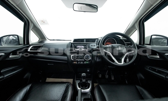 Buy Used Honda Jazz White Car in Nonthaburi in Nonthaburi Buy Used Honda Jazz White Car in Nonthaburi in Nonthaburi