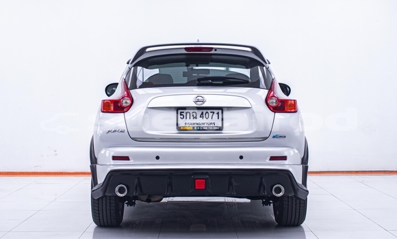 ซื้อ รถมือสอง Nissan Juke เงิน รถยนต์ ใน %{เมือง} ใน นนทบุรี ซื้อ รถมือสอง Nissan Juke เงิน รถยนต์ ใน %{เมือง} ใน นนทบุรี