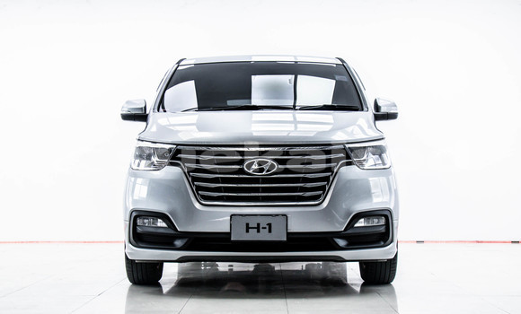 Buy Used Hyundai H1 Other Car in Bangkok in Bangkok Buy Used Hyundai H1 Other Car in Bangkok in Bangkok