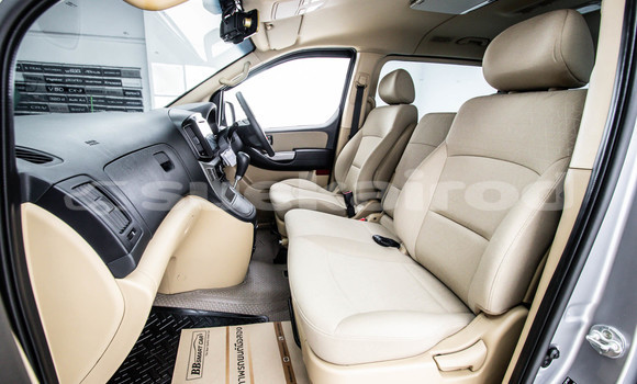 Buy Used Hyundai H1 Other Car in Bangkok in Bangkok Buy Used Hyundai H1 Other Car in Bangkok in Bangkok