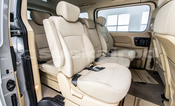 Buy Used Hyundai H1 Other Car in Bangkok in Bangkok Buy Used Hyundai H1 Other Car in Bangkok in Bangkok